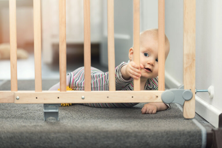 baby gate for stairs