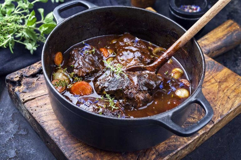 casserole dish