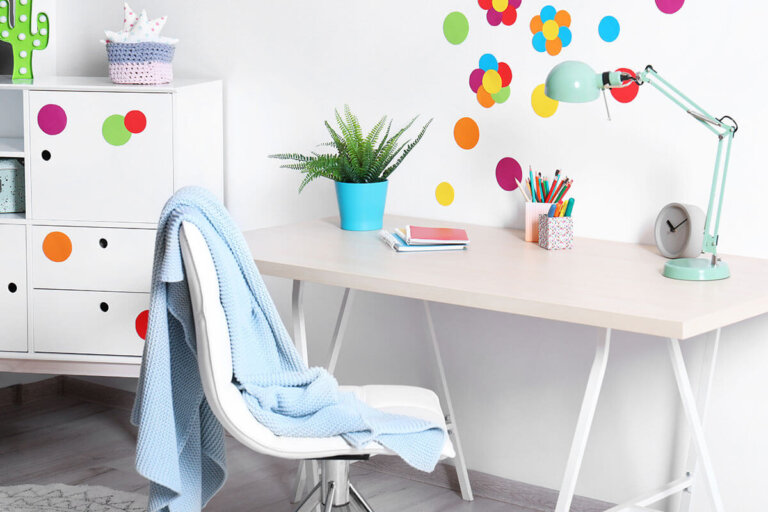 children's swivel chair