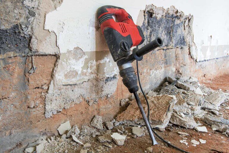 demolition hammer
