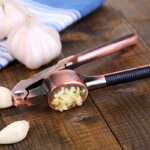 garlic press