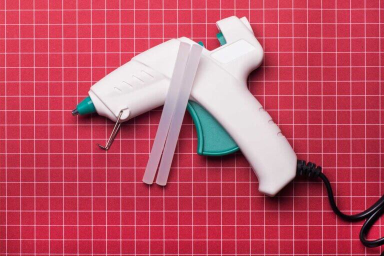 glue gun