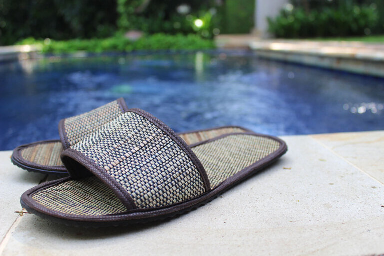 house slipper for men