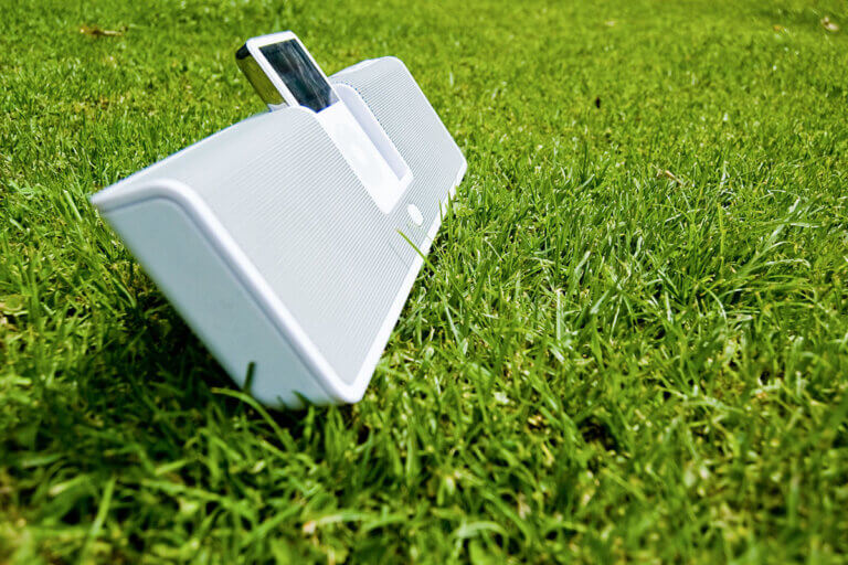 iPod docking station