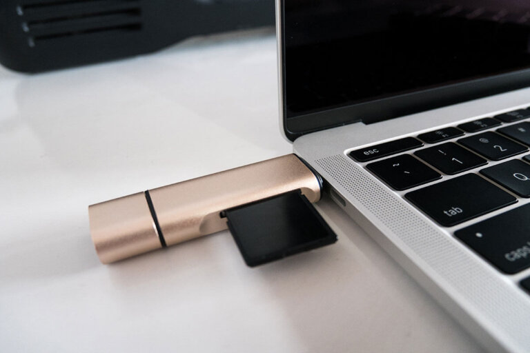 memory card reader