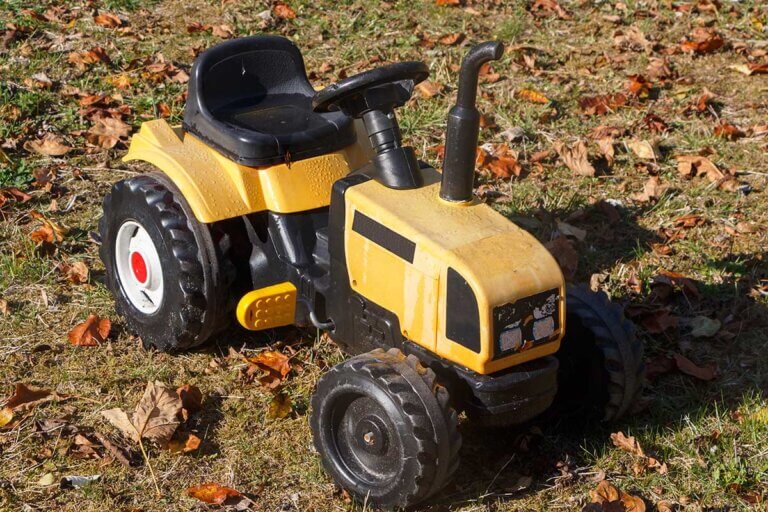 ride-on tractor for kids