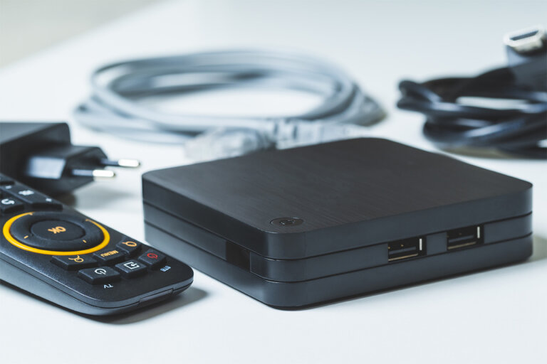 satellite receiver with hard drive