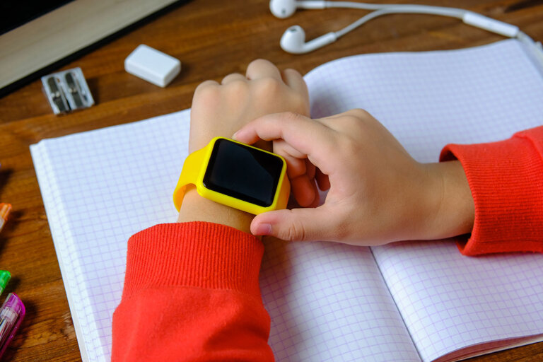 smartwatch for kids
