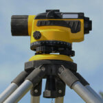 surveyor's level