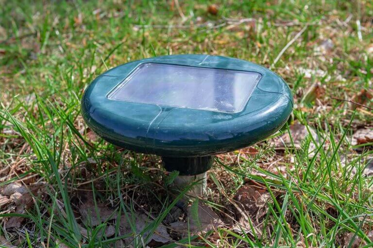 ultrasonic pest repeller