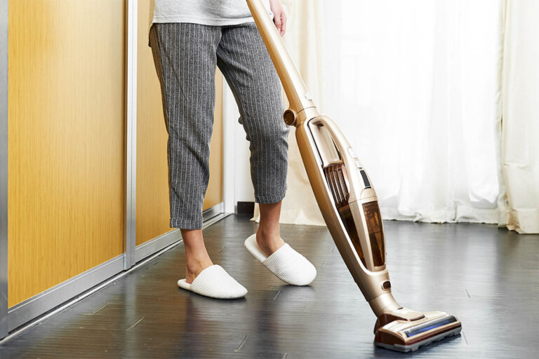 upright vacuum cleaner